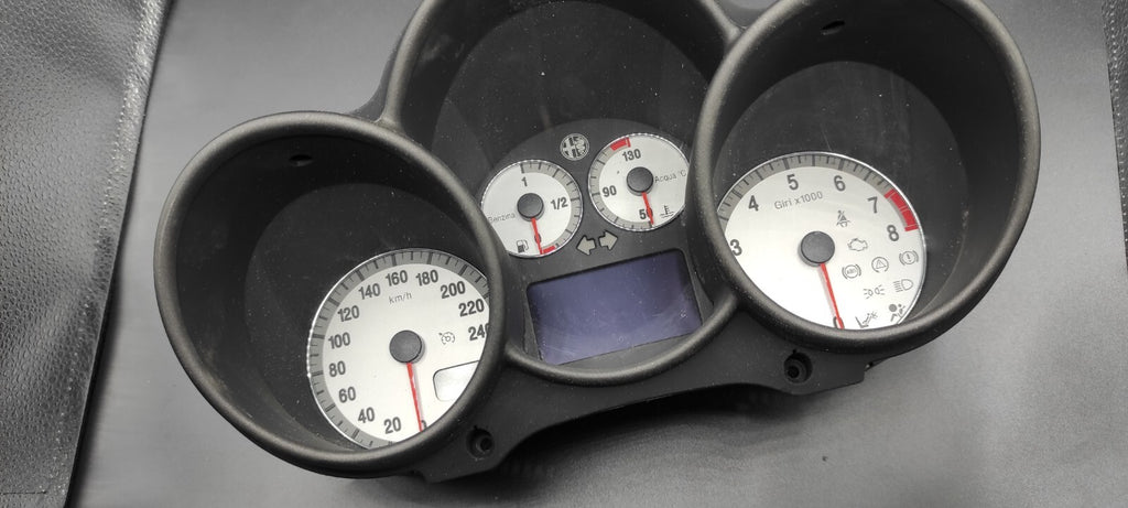 Alfa Romeo GT 2.0JTS 122kW 2006 LHD Speedometer Instrument Cluster 156050195