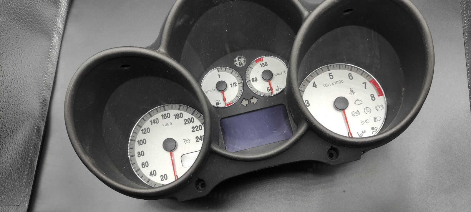 Alfa Romeo GT 2.0JTS 122kW 2006 LHD Speedometer Instrument Cluster 156050195