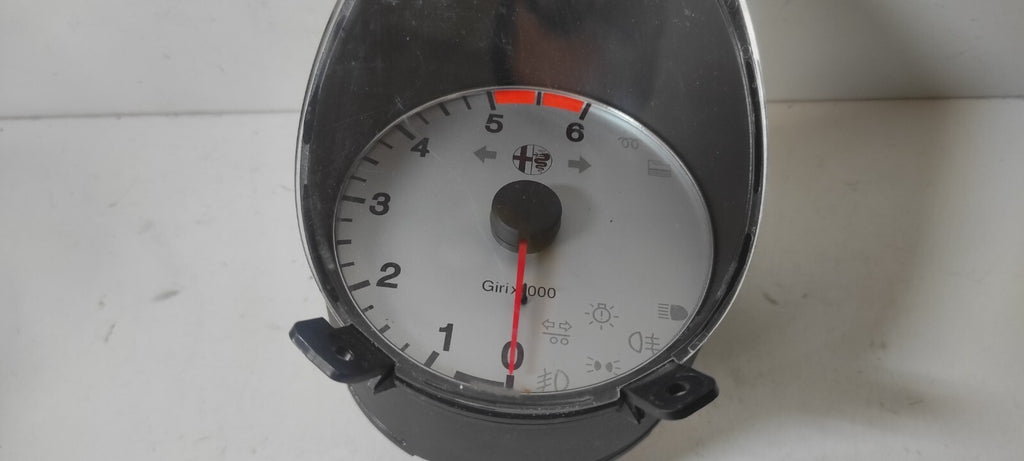 Alfa Romeo 156 1.9JTD 2004 LHD Front Dash Tachometer Cluster 6160340010A