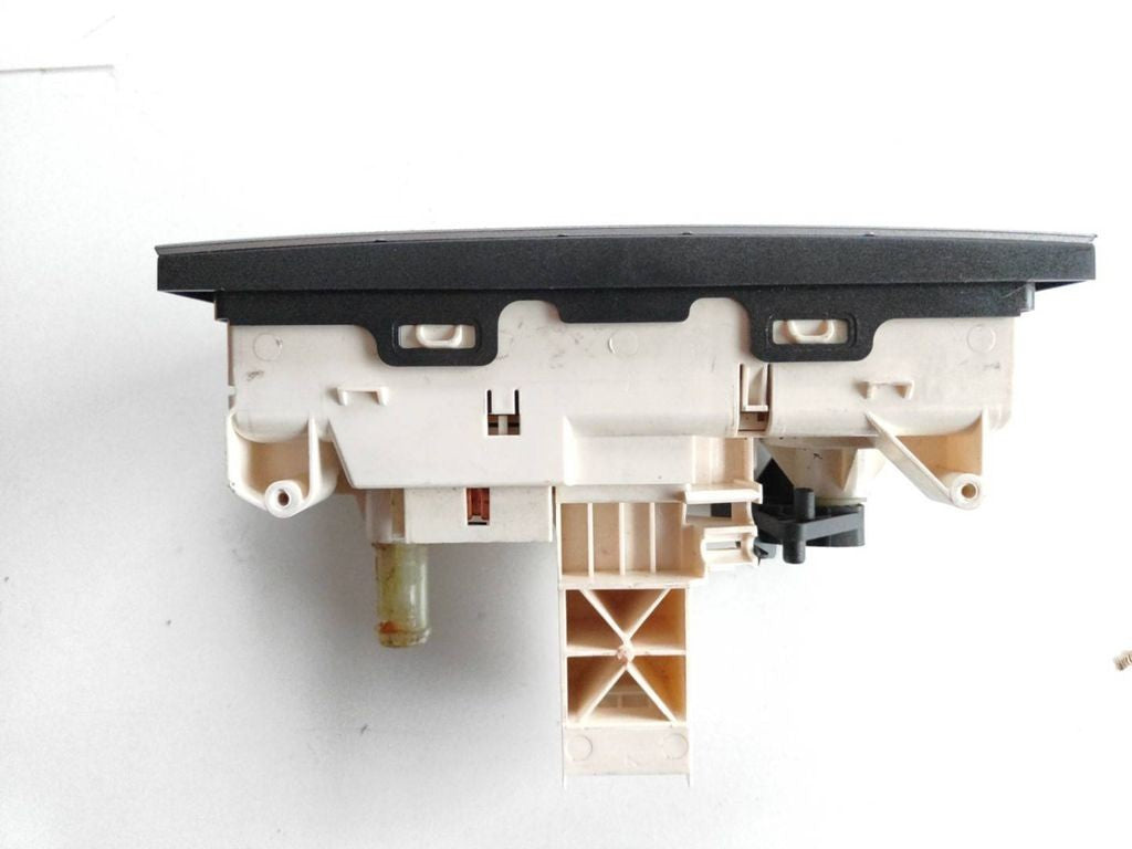 Opel Corsa C 2001 AC Climate control unit module 