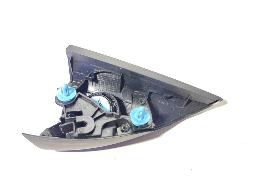 Volvo S60 2012 Front right door high frequency speaker 8648749 