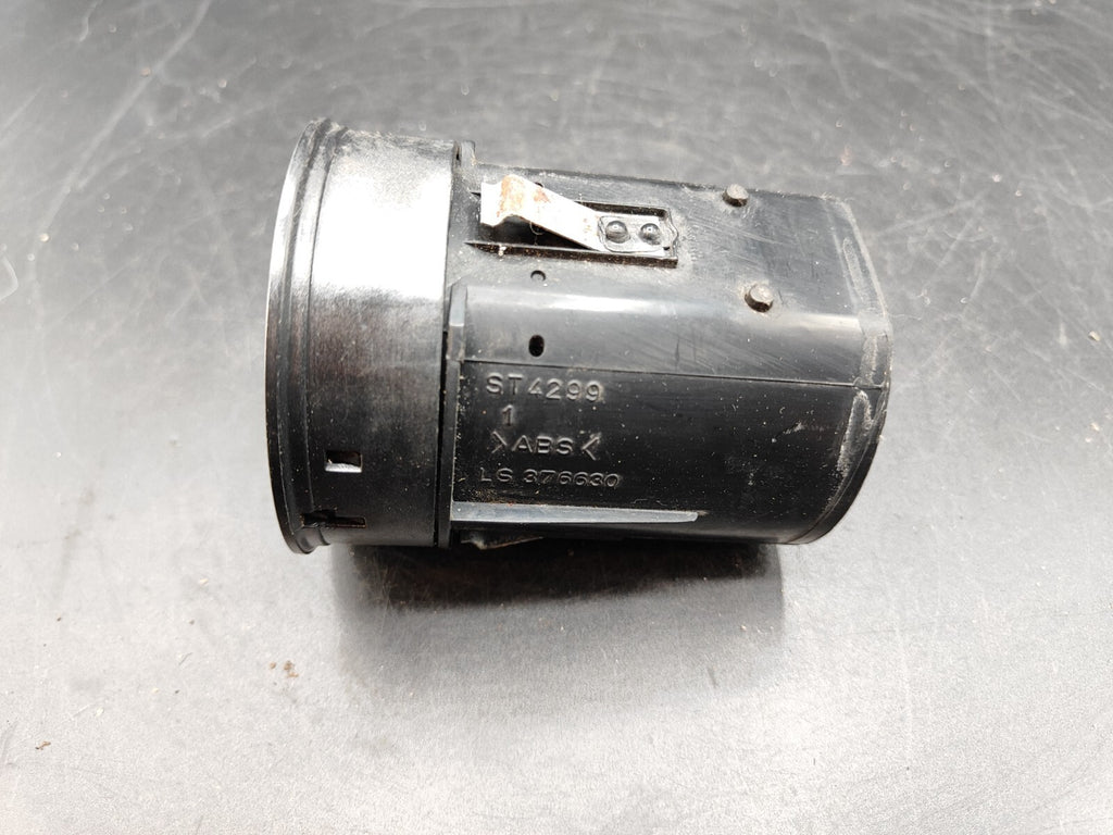 Alfa Romeo 159 1.9JTDm 88kW 2007 LHD Front Side Dash Panel Air Vent LS376630