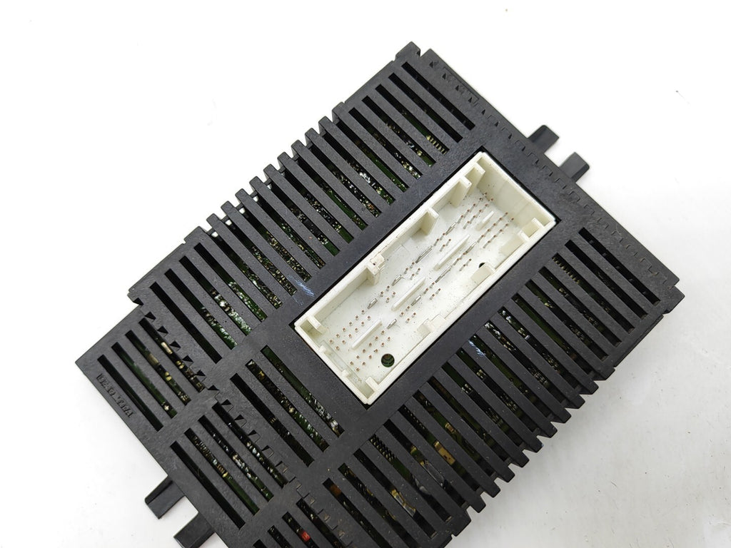BMW 5 Series E60 530D 170kW 2005 LCM Light Control Module ECU 6983536