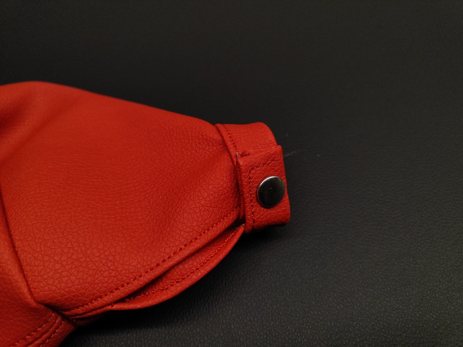 Red Handbrake Leather Surround Trim For Alfa Romeo 147 GT JTS TS JTD