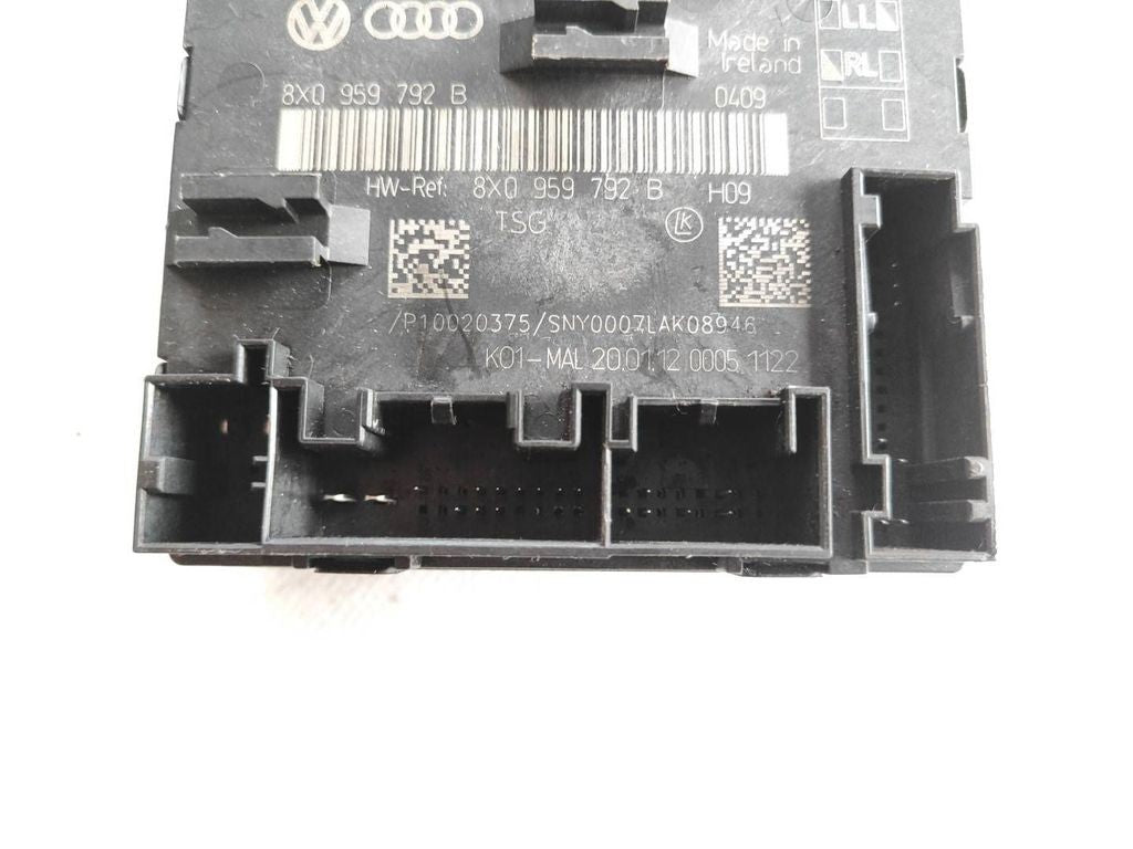 Audi A1 2011 door control unit module 8X0959792B 