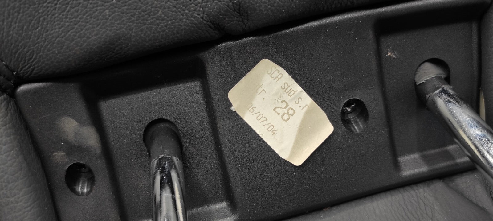 Alfa Romeo GT 1.9JTD 110kW 2007 Rear Interior Seat Headrest Black Leather