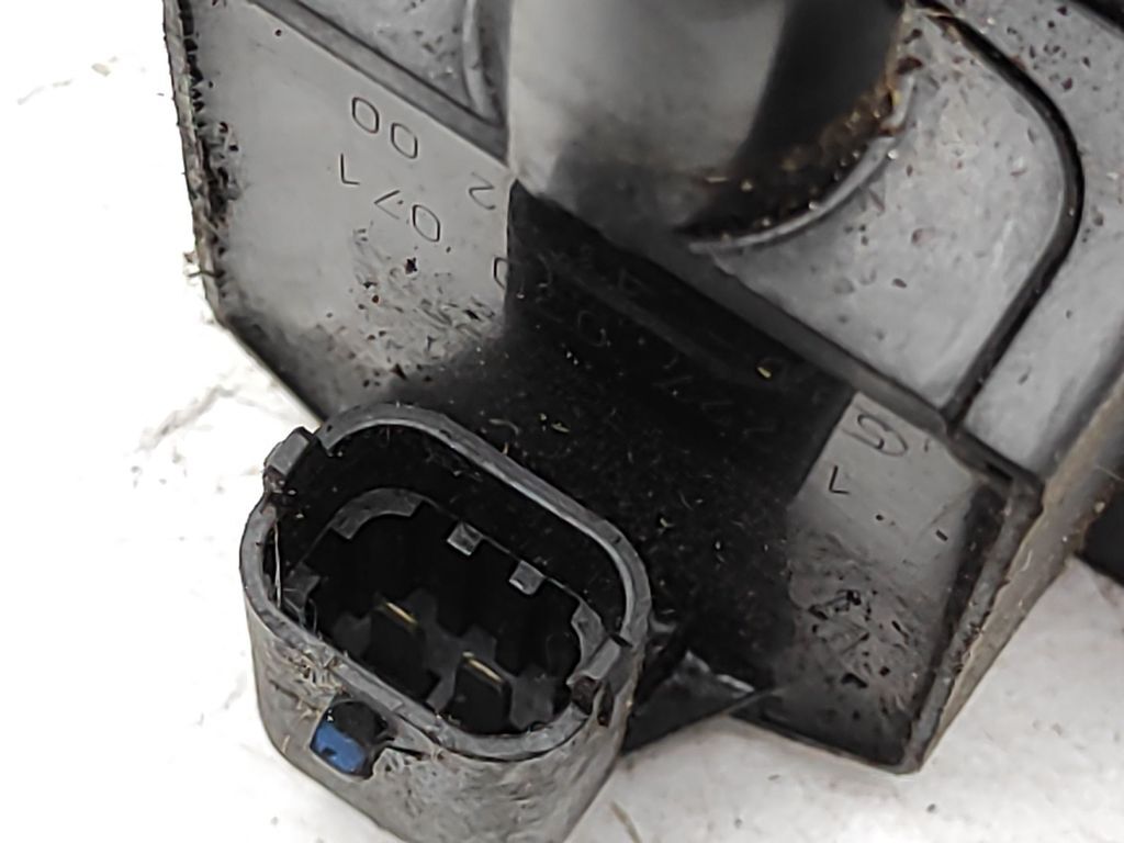 Alfa Romeo 156 2.0TS 114kW 2000 Engine High voltage ignition coil 1227030071 