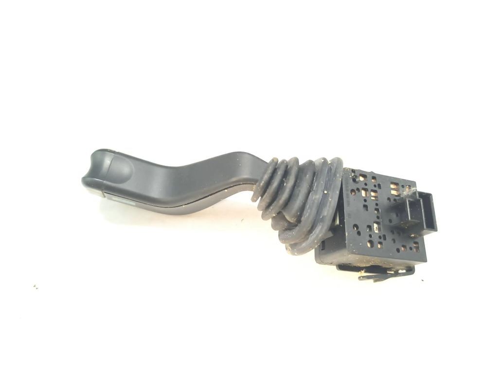 Opel Tigra B 1.4i 66kW 2005 Wiper control switch stalk 09185415 