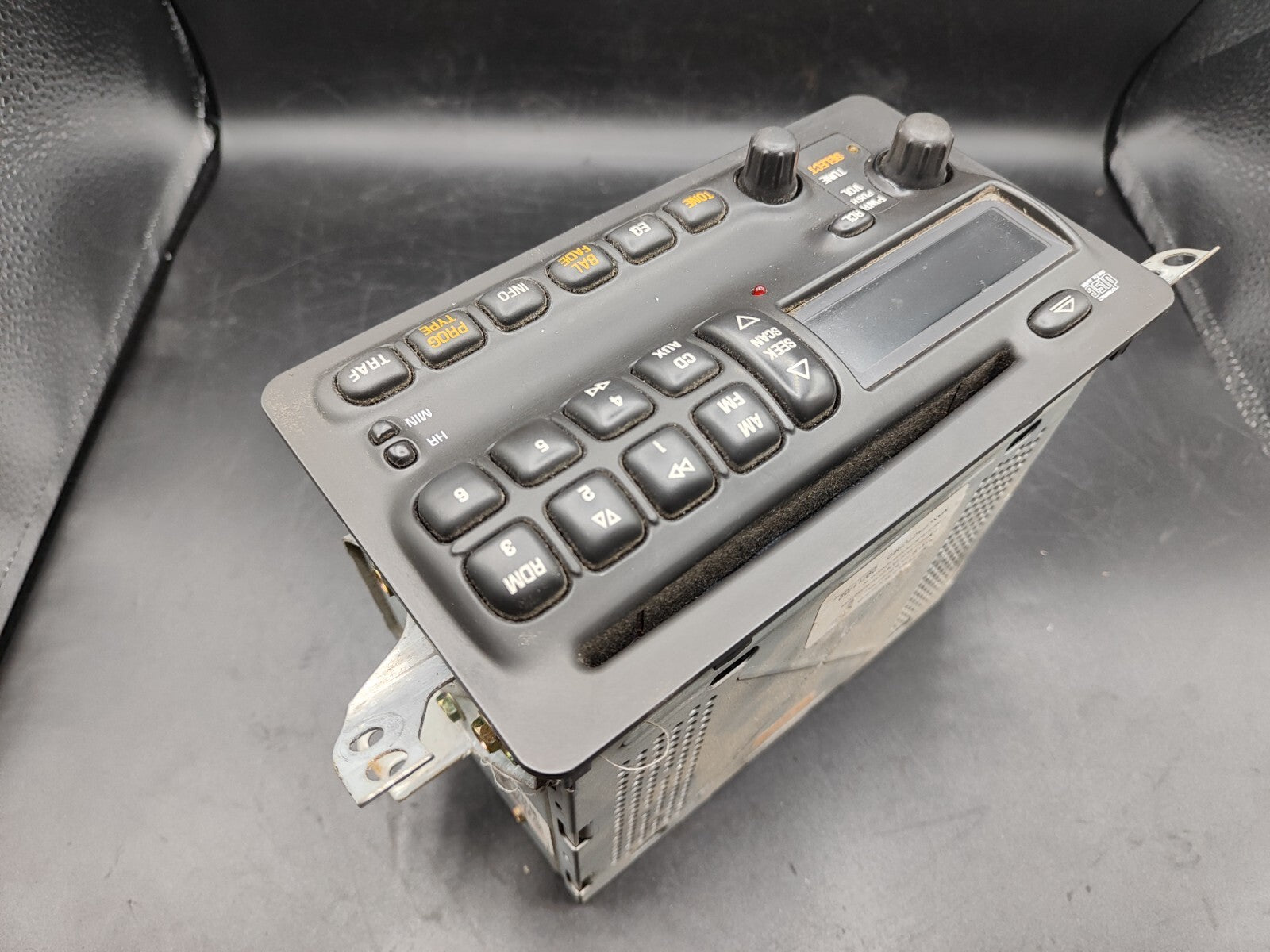 Pontiac Vibe 2004 LHD Radio CD Player Unit 12207119 8612001170