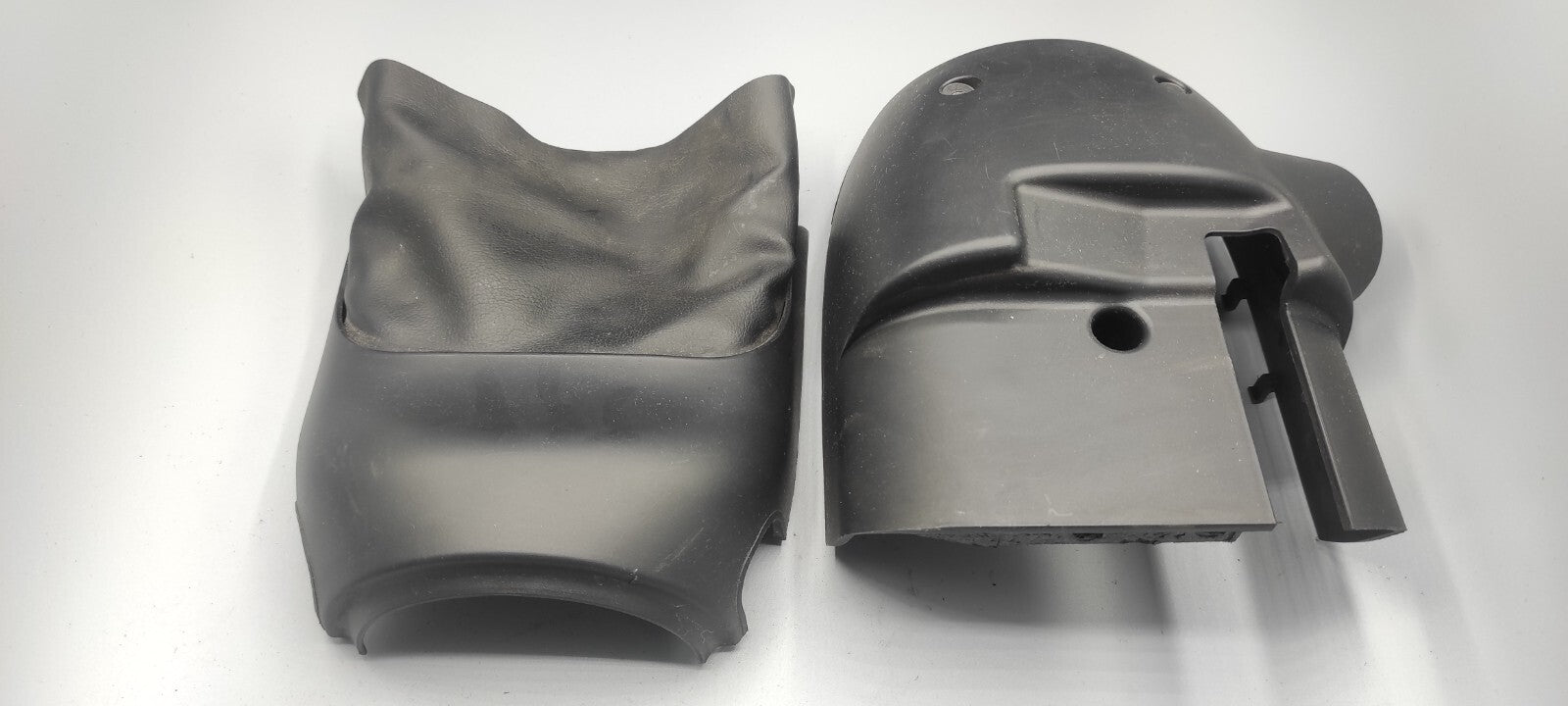 Alfa Romeo 156 SW 2.4JTD 110kW 2002 LHD Steering Column Surround Trim 156028685