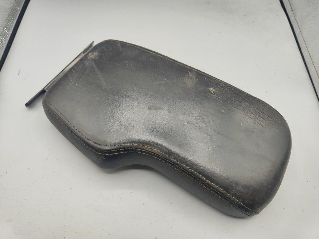 Jaguar S Type 3.0i 2000  LHD Center Console Black Leather Armrest