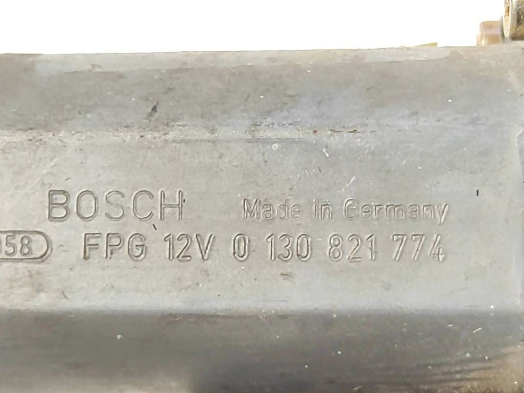 Audi A6 S6 C5 4B 2001 front right window regulator motor 0130821774 