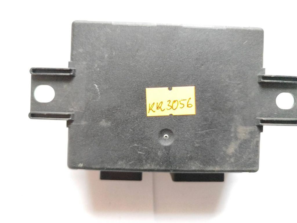 Audi A6 S6 C5 4B 2001 Rear Parking PDC control unit module 4B0919283 