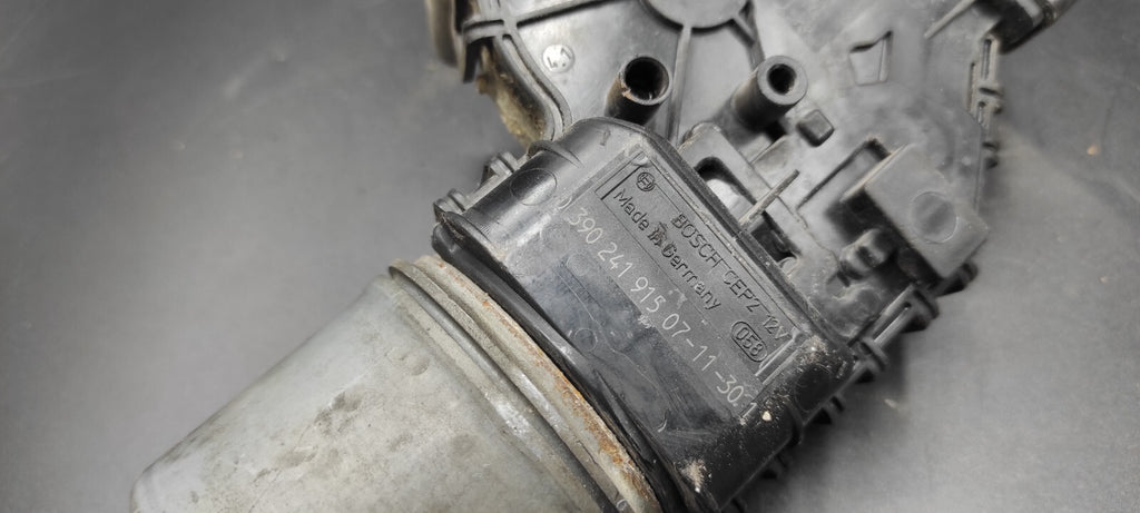 Alfa Romeo 159 2.4JTDm 147kW 2007 LHD Front Wiper Linkage Motor 0390241915