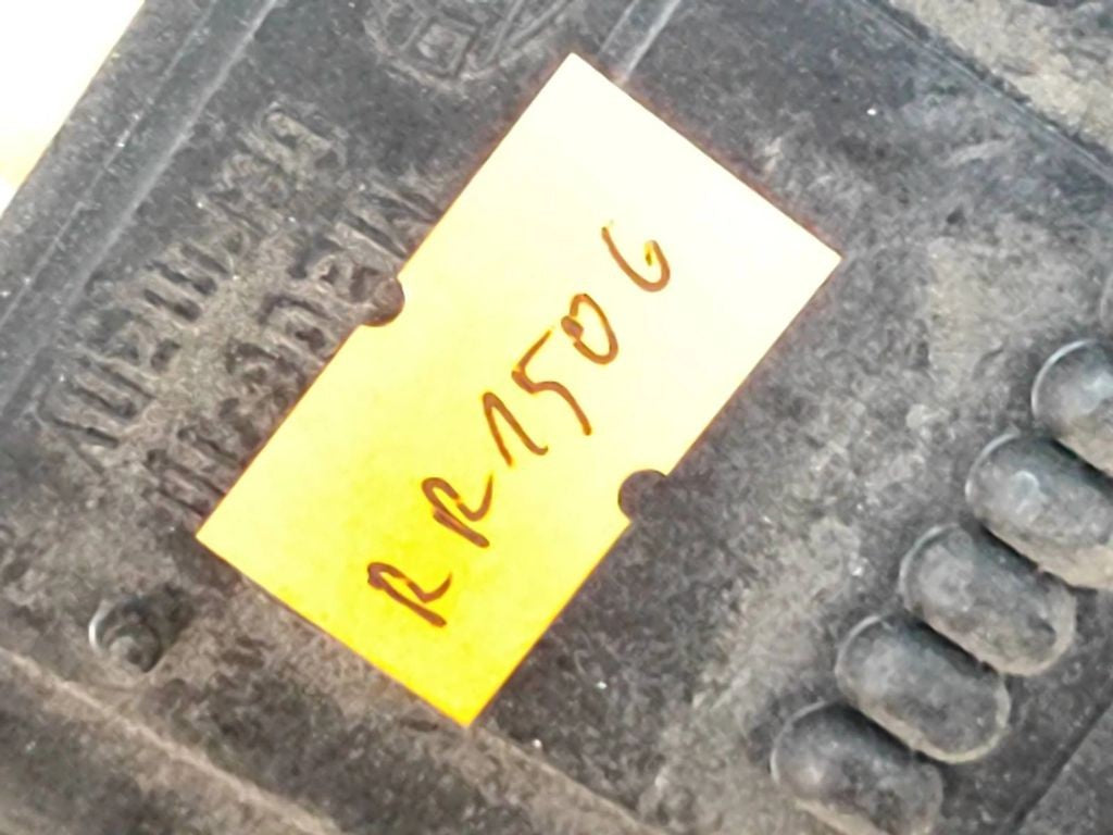 Volkswagen PASSAT B5 2000 accelerator throttle pedal 8D1723523H 