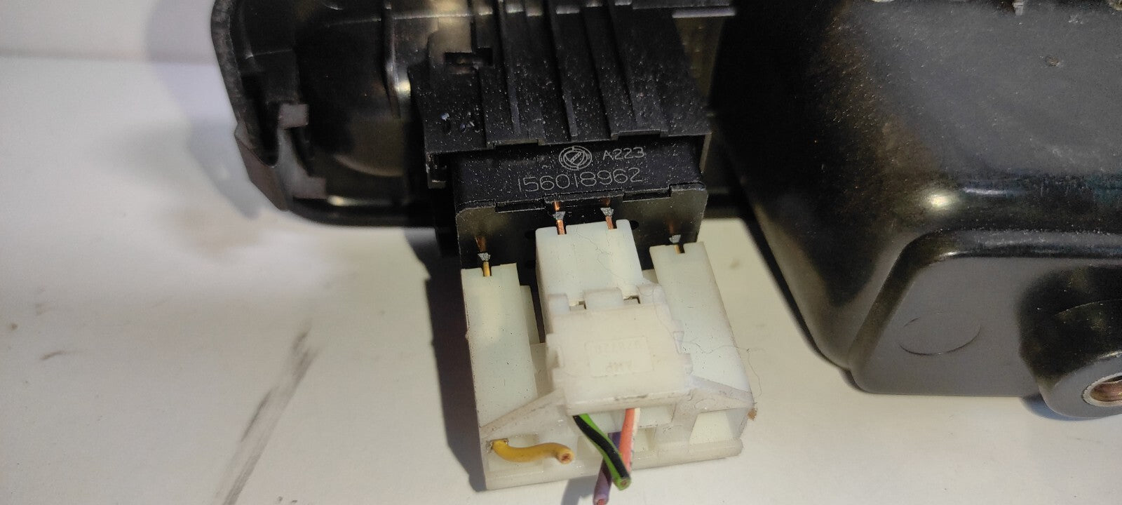 Alfa Romeo 166 2.4JTD 2000 LHD  Electric Window Control Button Switch 156029687