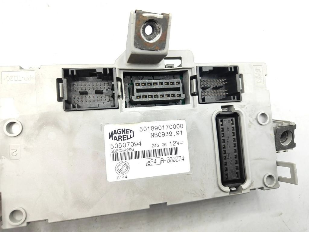 Alfa Romeo 159 2.4JTDM 147kW 2007 comfort control module 50507094 