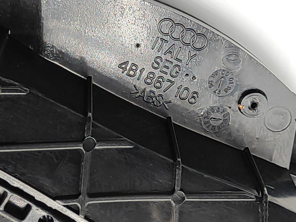 Audi A6 C5 2.5TDI 2001 Front Right Door Panel Storage 4B1867105