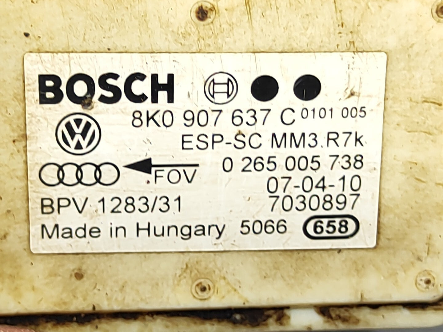 Audi A4 B8 Diesel Estate 2012 ESP Yaw Rate Sensor 8K0907637C