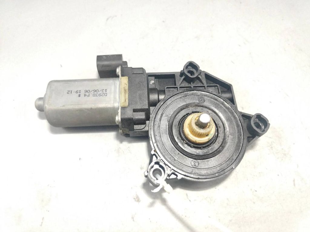 Alfa Romeo 159 2009 Rear Left Door window regulator motor D294400 