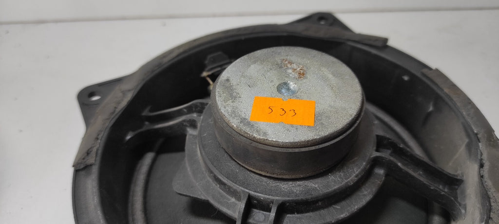 Alfa Romeo 147 1.9JTD 8V 85kW Diesel 2003 Interior Door Speaker