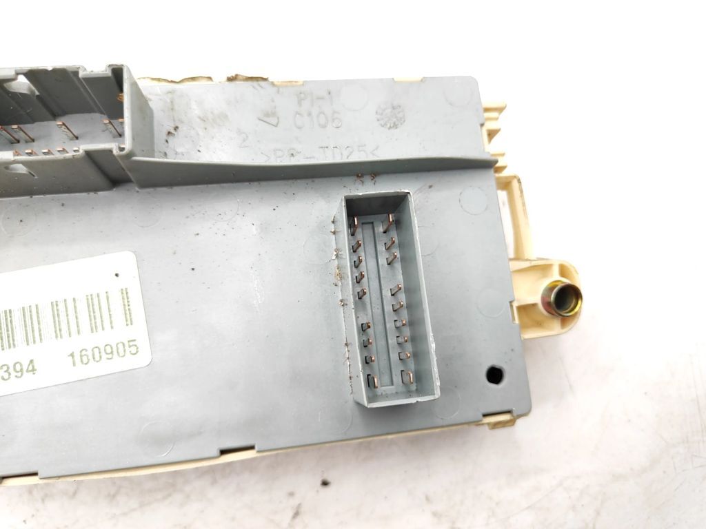 Alfa Romeo 159 2006 Fuse box unit relay module 60686059 