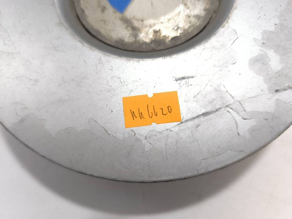 BMW 5 E34 1994 Original wheel cap 1178728 