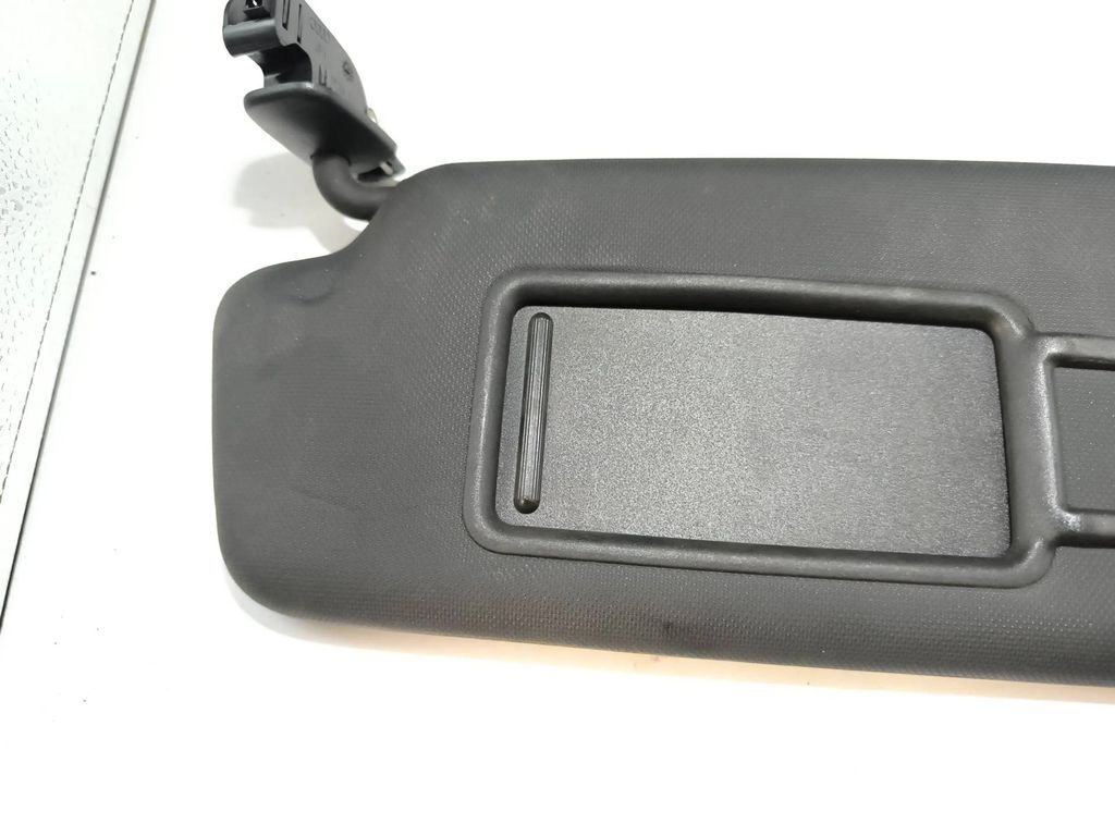 Audi Q3 8U 2.0TFSI 147kW 2017 Front sun visor cover 8U0857551H 