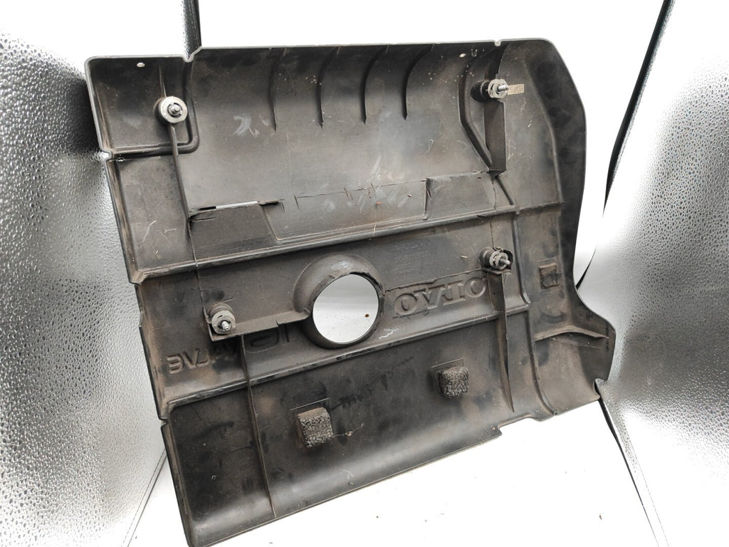 Volvo S40 1.8i 85kW Petrol Saloon 2000 Engine Plastic Top Cover 30811833