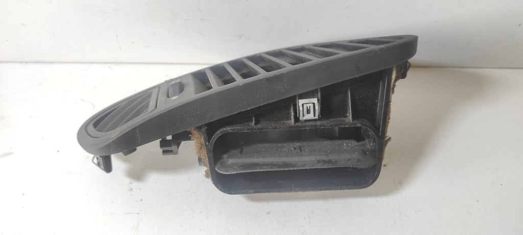 Alfa Romeo 156 1.9JTD 8V 2004 LHD Front Dash Panel Air Vent Grill