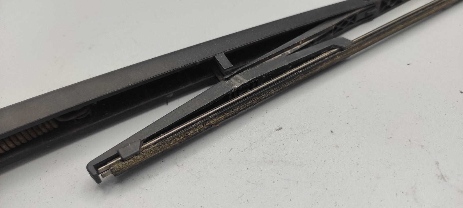 Alfa Romeo 156 SW 2.4JTD 110kW 2002 LHD Rear Tailgate Trunk Wiper Blade Arm