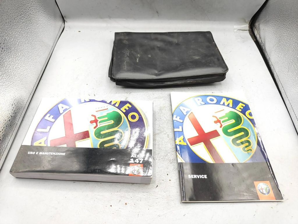 Alfa Romeo 147 1.9JTD Diesel 2007 User owners manual handbook case