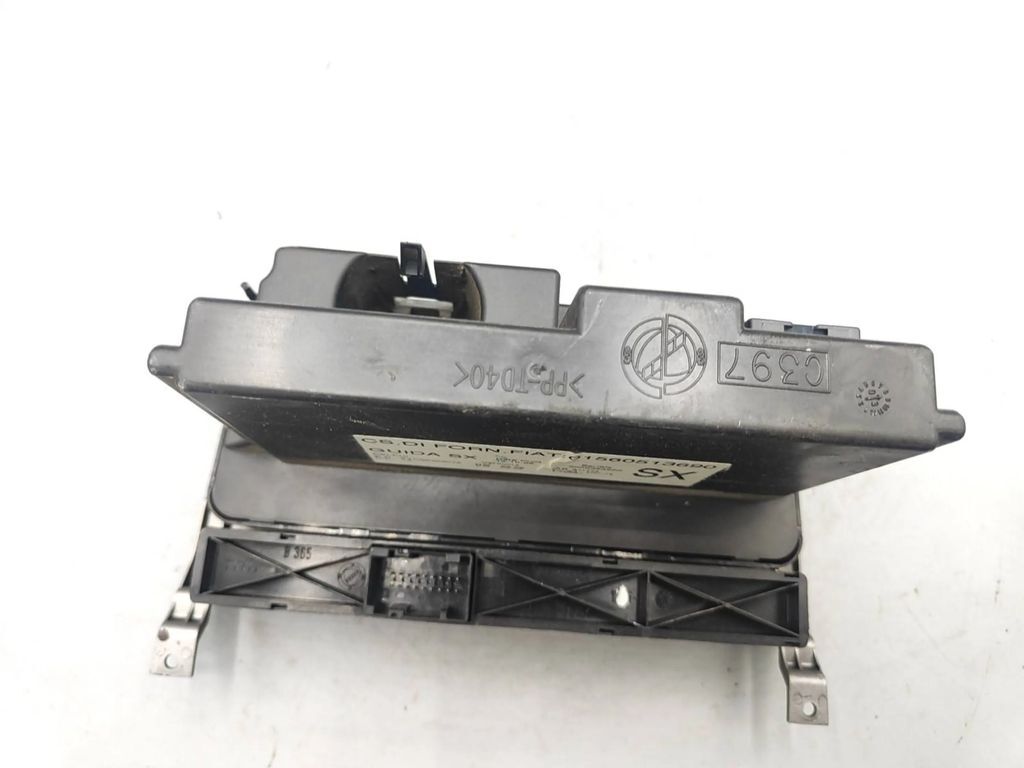 Alfa Romeo GT 1.9JTD 2004 AC conditioner control unit 01560513690 