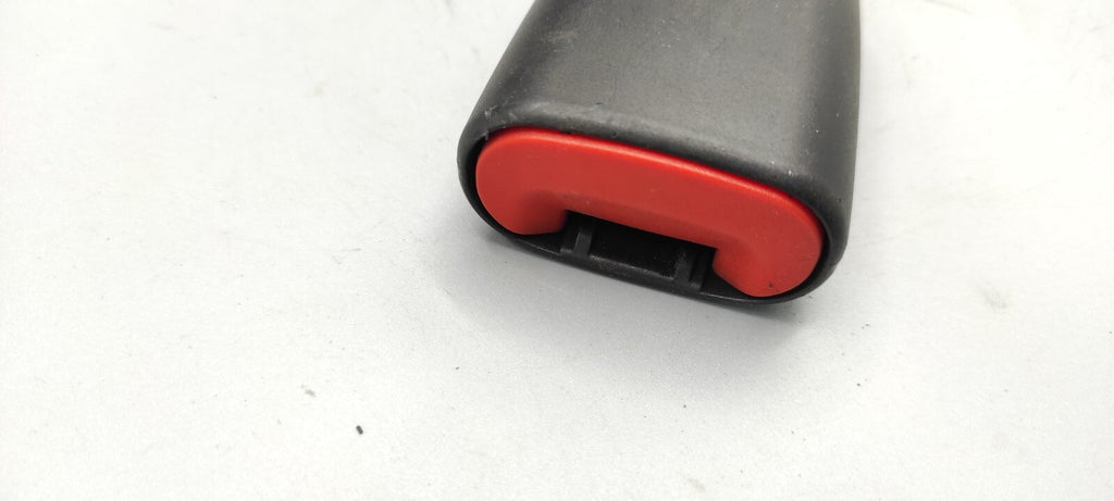 Alfa Romeo 166 2.4JTD 110kW 2003 Rear Seat Safety Seatbelt Buckle 56038A