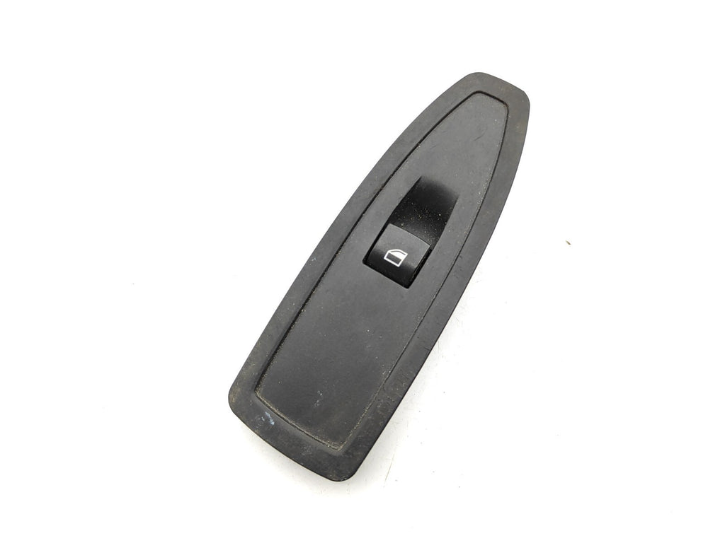 BMW 3 Series F30 2012 Front Right Window Switch 51417240421 7240421