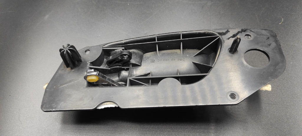 Peugeot 607 3.0i V6 2001 LHD Front Right Inner Door Handle 9629160577