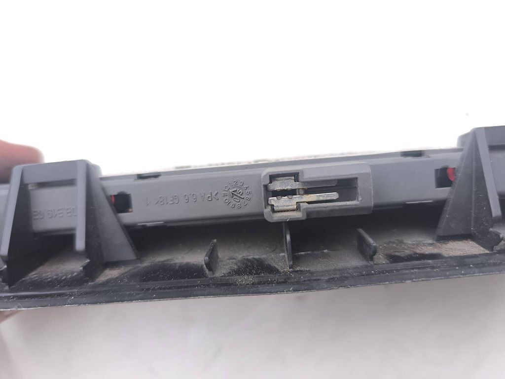 Alfa Romeo 147 2005 Third brake center stop light 46743133 