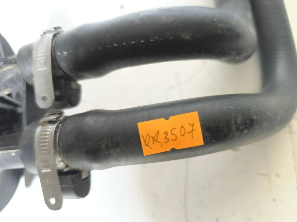 Alfa Romeo 155 1.8TS 103kW Petrol 1994 Petrol engine water coolant pipe hose 