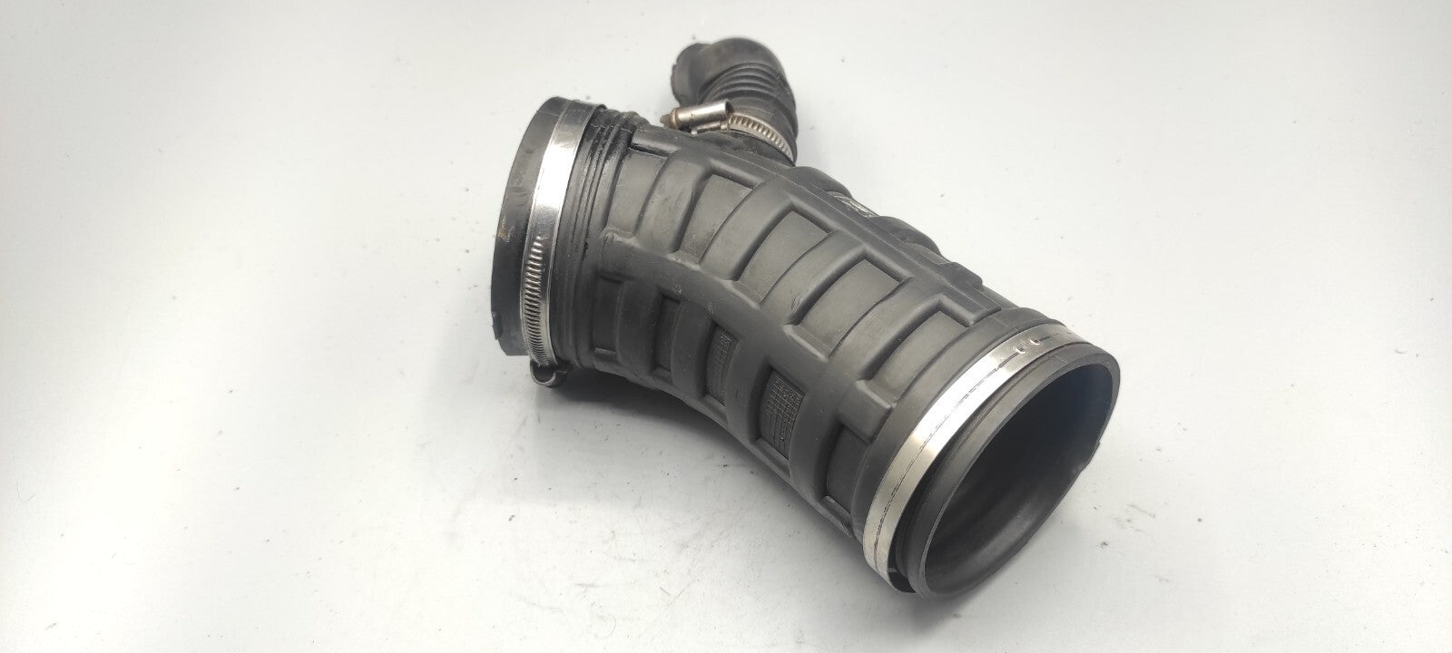 Alfa Romeo 159 2.4JTDm 147kW Diesel 2006 Engine Air Filter Box Intake Pipe Hose