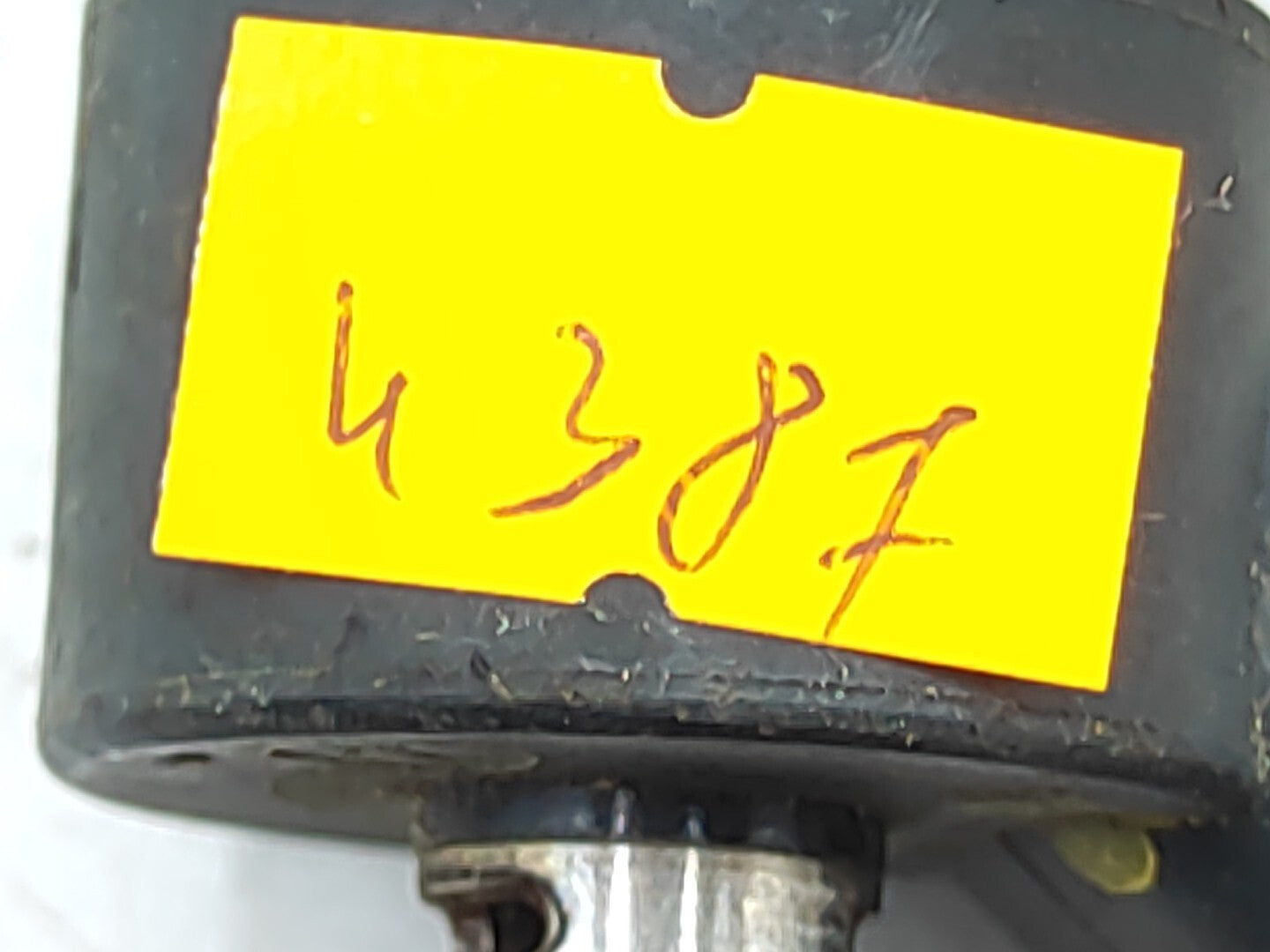 Alfa Romeo 147 1.9JTD 85kW PRE-FL 2003 Engine Fuel Supply Injector 0445110119