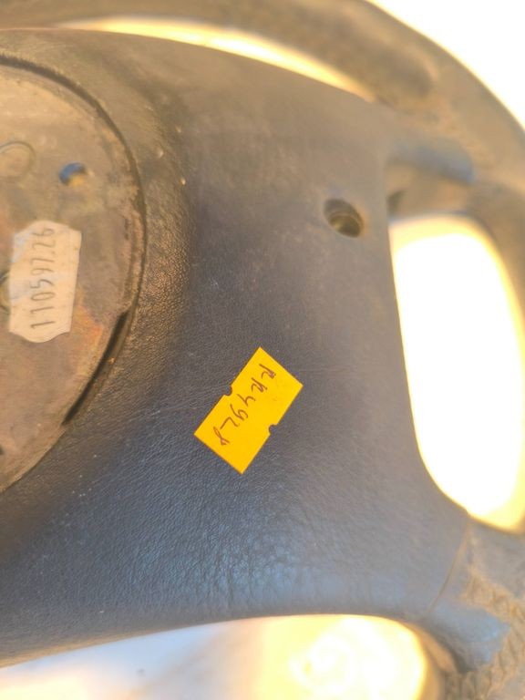 BMW 5 E39 1997 Steering wheel 1095633 