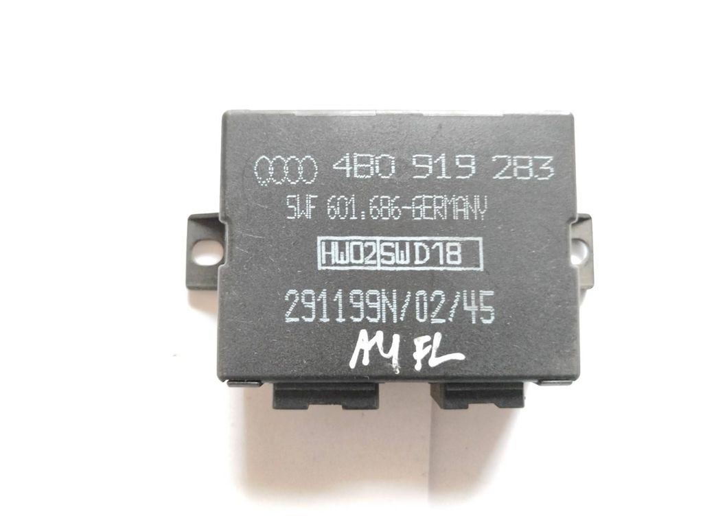 Audi A6 S6 C5 4B 2001 Rear Parking PDC control unit module 4B0919283 