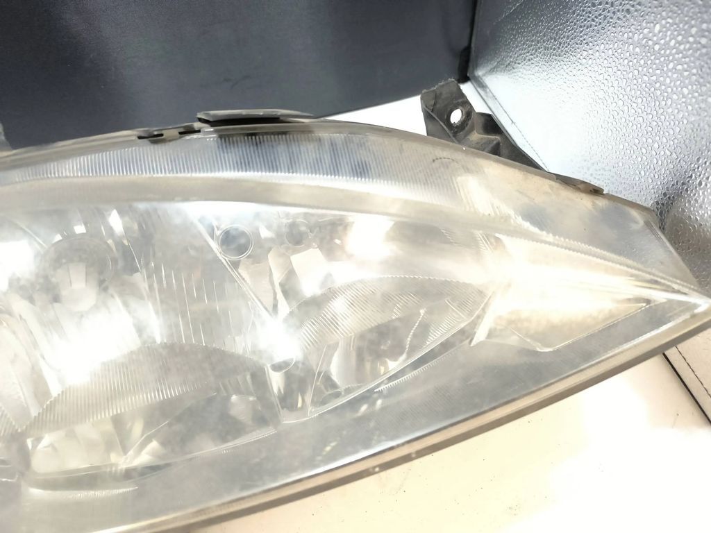 Renault Megane I 2000 LHD Front Right headlight headlamp 7700427870D 