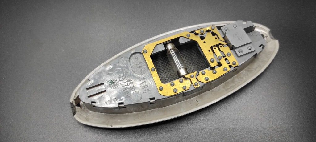 Alfa Romeo 147 / GT 1.9JTD Diesel 2006 Rear Interior Roof Reading Light 0881700