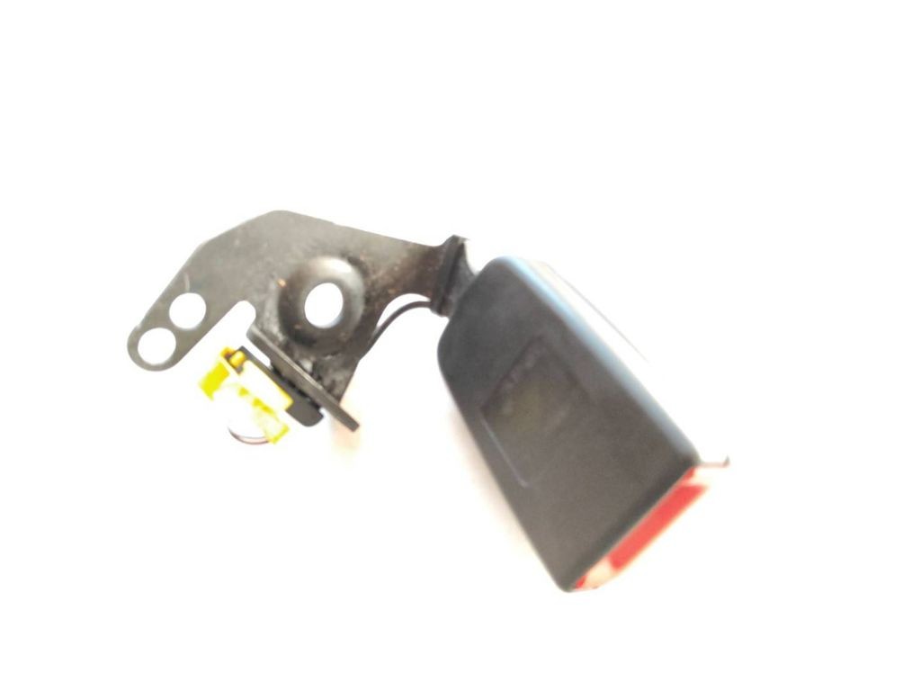 Mercedes-Benz C W204 2010 Rear seat belt buckle 34043153400 