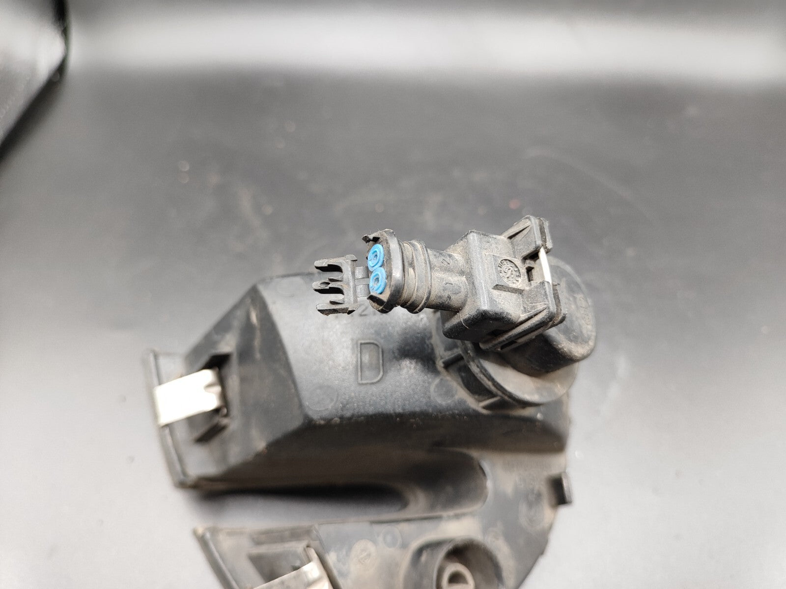 Alfa Romeo 147 1.9JTD 85kW 8V 2003 Front Right Indicator Blinker 46756280