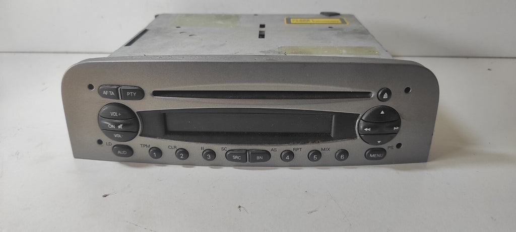 Alfa Romeo 147 1.9JTD 2003 LHD Front Dash Panel Radio CD Player 7649378316