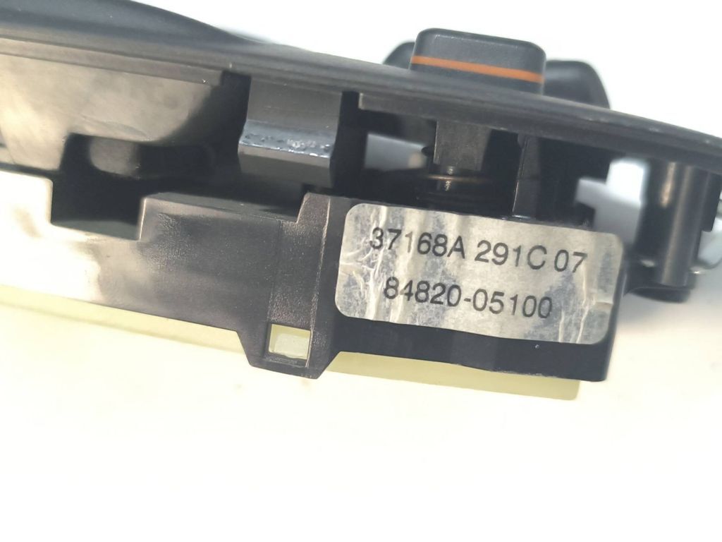 Toyota Avensis T250 2006 Left Electric window control switch 8482005100 