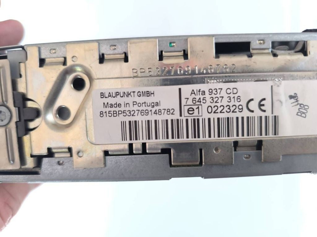 Alfa Romeo 147 2005 Radio CD player head unit 7645327316 / With Code