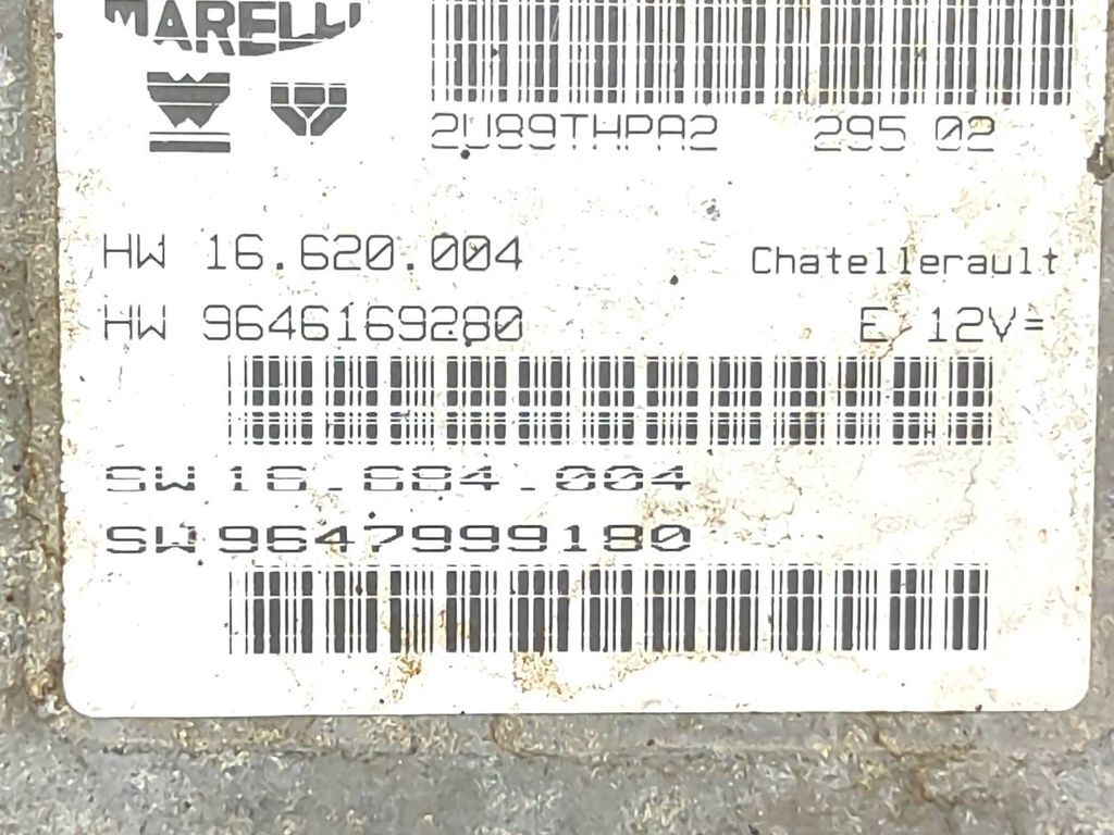 Peugeot 607 2.2 Petrol 2002 9647999180 Engine control unit module ECU 